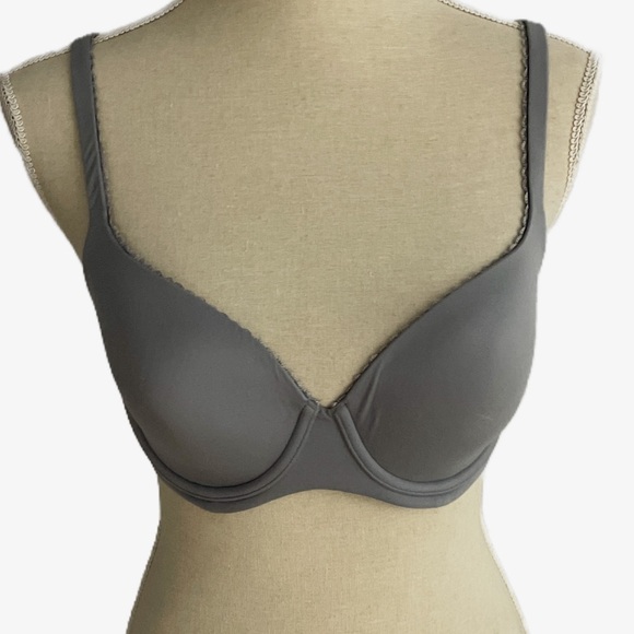 Victoria’s Secret Body by Victoria Lined Demi Bra Size 32DD Gray‎ - Picture 9 of 9